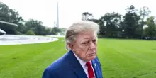 Trump, 'Francia in fiamme, chiuda le frontiere prima che sia troppo tardi'