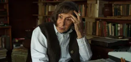 Helen Mirren si trasforma in una Patricia Highsmith da delitto
