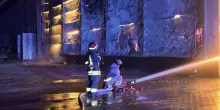 Droni russi su Sepetivka, brucia un deposito di petrolio