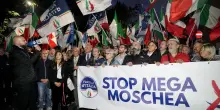 Torino, FdI manifesta contro il progetto della mega Moschea