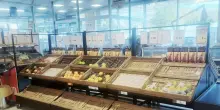 Si allarga la protesta degli autotrasportatori: blocchi al Sud, scaffali vuoti nei supermercati