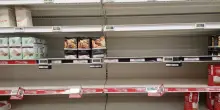 Protesta Tir, mancano rifornimenti, scaffali vuoti nei supermercati in Calabria