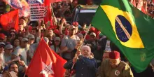 Brasile, Lula pone una condizione per il dibattito con Fl&aacute;vio Bolsonaro in tv