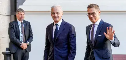 I leader di Finlandia e Norvegia sentono Putin. Le critiche della premier danese