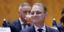 Dopo mesi di stallo, il parlamento rumeno approva un governo filo-Ue