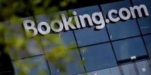 Ue apre indagine su Booking, sospetti su truffe e annunci sponsorizzati