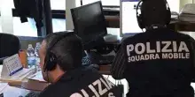 Giovani programmavano saccheggio negozi, blitz a Bari