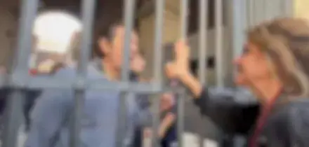 Corteo a Roma, i manifestanti respinti ai cancelli del Colosseo