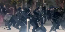 Parigi: cambiato in extremis il percorso della manifestazione, 135 fermi all'accesso delle manifestazioni