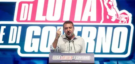 Salvini riconfermato segretario Lega con 465 voti