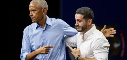 Midterm, Obama tira la volata a El-Sayed: 'C'&egrave; aria di cambiamento negli Usa'