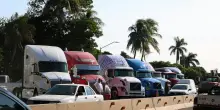 Sciopero dei trasportatori in Messico, strade bloccate