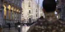Tajani, 'i militari resteranno a Milano finch&eacute; sar&agrave; necessario'