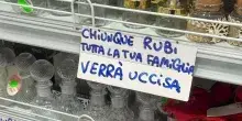'Chi ruba sar&agrave; ucciso' sugli scaffali le minacce choc di un negoziante, denunciato