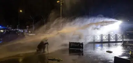 Cortei, 60 perquisizioni in 23 citt&agrave;