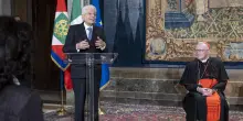 Mattarella: 'In tempi non facili il futuro va disegnato dai giovani'