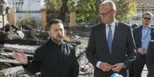 Ucraina: Merz a sorpresa a Kiev sotto le bombe, 'Putin fermi la guerra'