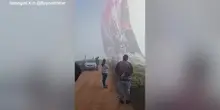Un gigantesco pallone aerostatico si disintegra nel cielo di San Paolo