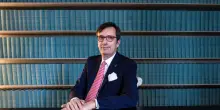 Andrea Ganelli &egrave; il nuovo presidente del Circolo dei lettori, succede a Biino