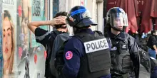 Gli studenti tornano in piazza, la Francia teme il caos generale