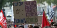 Oggi il terzo atto delle proteste studentesche in Francia. 'Le violenze verranno sanzionate'