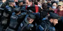 Via a manifestazioni studenti in Francia, tensione in diverse citt&agrave;