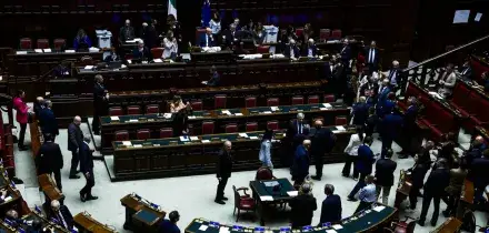 Legge elettorale: ok della Camera alla fiducia sull'articolo 2, 227 s&igrave;
