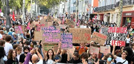 Il terzo atto delle proteste studentesche in Francia - FOTODIRETTA