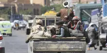'Houthi prendono di mira la sede del governo a Aden in Yemen'