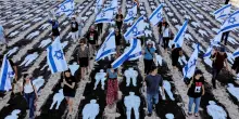 Dolore e proteste contro il governo, a tre anni dal massacro Israele spaccato