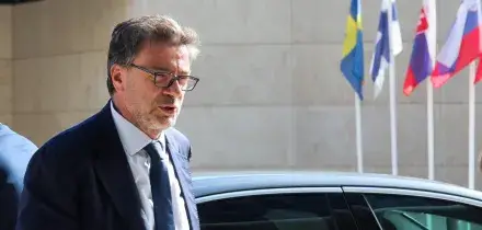 Giorgetti al Fmi: 'Salvaguardare la sostenibilit&agrave; del debito proteggendo la crescita'