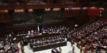 Via libera della Camera al ddl sui caregiver familiari, 153 s&igrave;