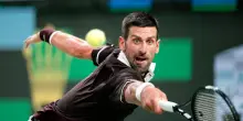 Tennis: Djokovic subito eliminato a Shanghai, Zverev avanza