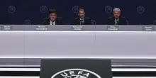 Uefa "la Fifa non pu&ograve; usare il calcio per arricchirsi, cresce l'opposizione al piano"