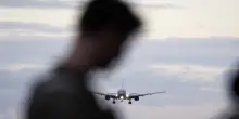 Allarme esplosivi vicino a base della Raf, in campo antiterrorismo Gb