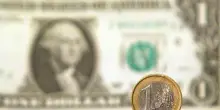 L'euro &egrave; in ribasso sul dollaro, a 1,1424