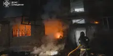 Drone contro condominio a Sumy, 4 morti tra cui bambina di 1 anno