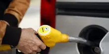 In Francia c'&egrave; chi risparmia allungando la benzina con l'etanolo