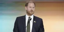 Disgelo tra Harry e Carlo, il principe sar&agrave; ospite del re a Buckingham Palace
