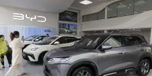 L'Ue limiter&agrave; a 350mila l'anno le importazioni di auto ibride cinesi