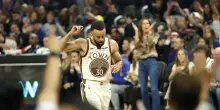 Nba: Curry rinnova per 2 anni coi Warriors e rinuncia a 20 milioni