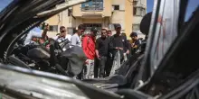 Media, raid Israele contro auto a Gaza City, morti cooperante e 2 bimbi