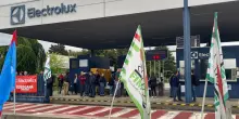Sindacati proclamano sciopero di 8 ore in tutti gli stabilimenti Electrolux