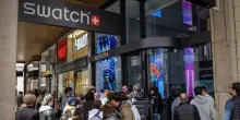 Swatch batte le stime, nel semestre ricavi a 3,37 miliardi di euro