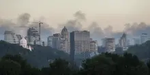 Kiev, salgono a 10 i morti e un centinaio di feriti per raid russo