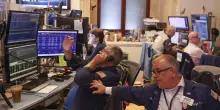 Wall Street apre in calo con tensioni Usa-Iran, Dow Jones -1,02%