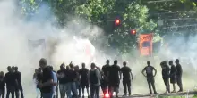 Tifoso ferito al derby di Torino, niente domiciliari per il poliziotto
