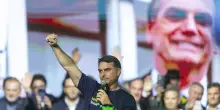 Brasile, Flavio Bolsonaro recupera terreno su Lula nei sondaggi