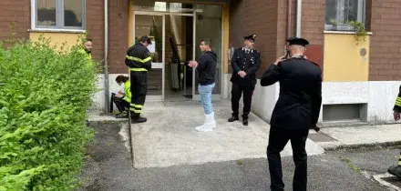 Due bimbi precipitati dal balcone vicino a Roma e nel Veronese, sono in gravissime condizioni