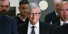 Trump ignora l'allarme sull'IA: "Niente regole, non servono". Bill Gates: "Gli Usa se ne occupino"